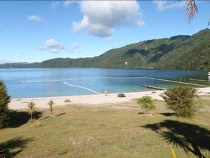 The weed cordon has been placed around the boat ramp at the main beach on Lake &#332;kataina